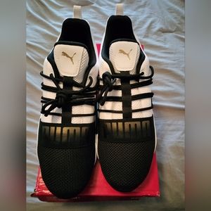 Mens Puma Sneakers SIZE 13